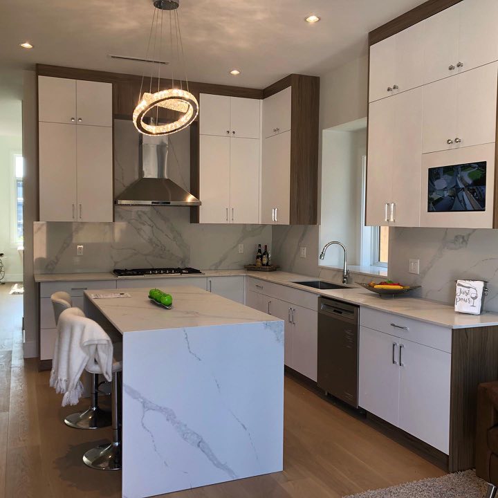 Kitchen & Vanity