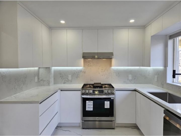 White Kitchen